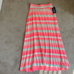 Maxi skirt.